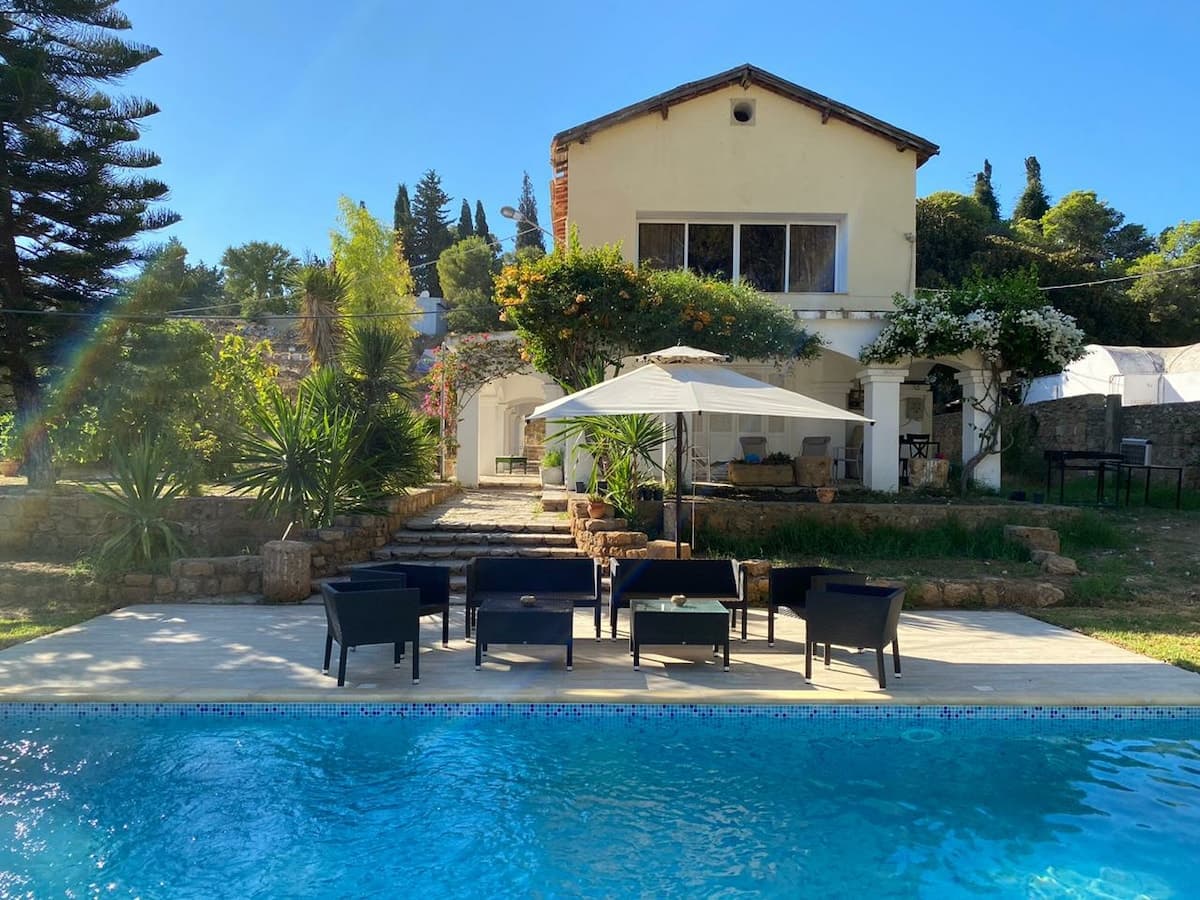 Charmante et chaleureuse Maison S+5 - Utique - Bizerte 